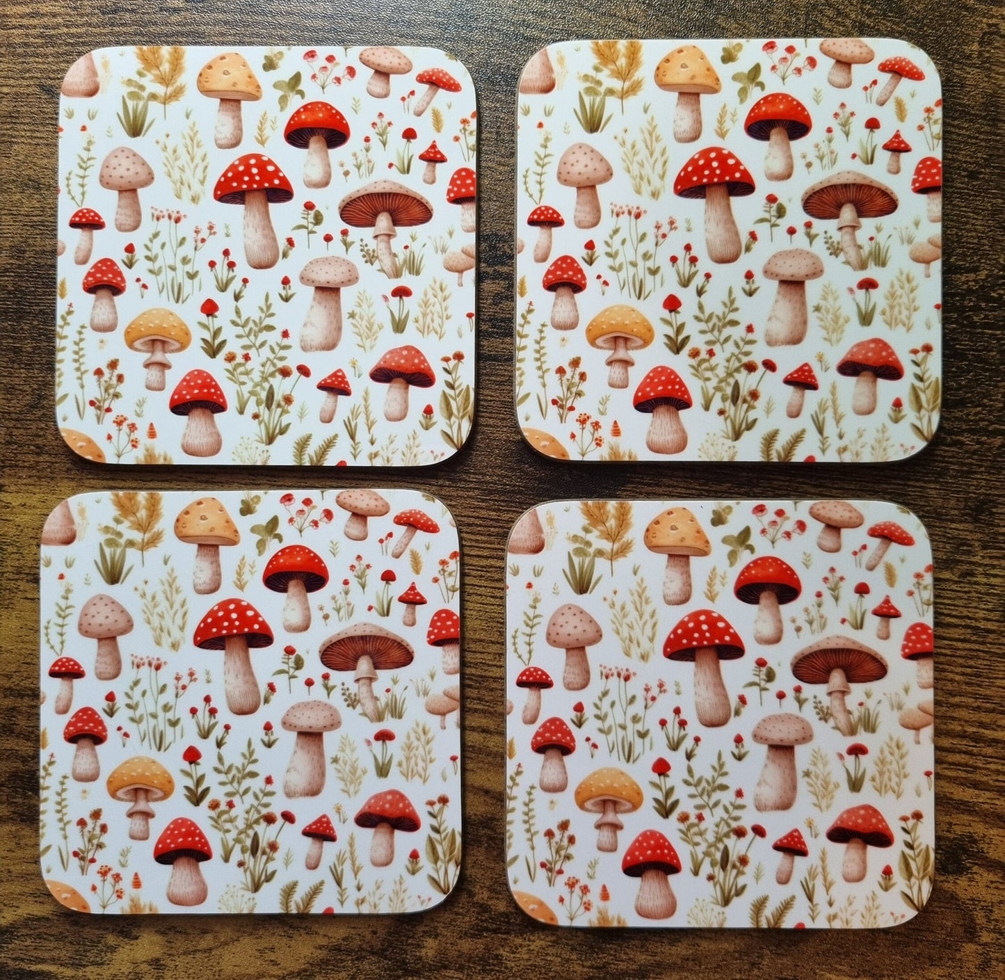 Set of 4 coasters Mushroom design