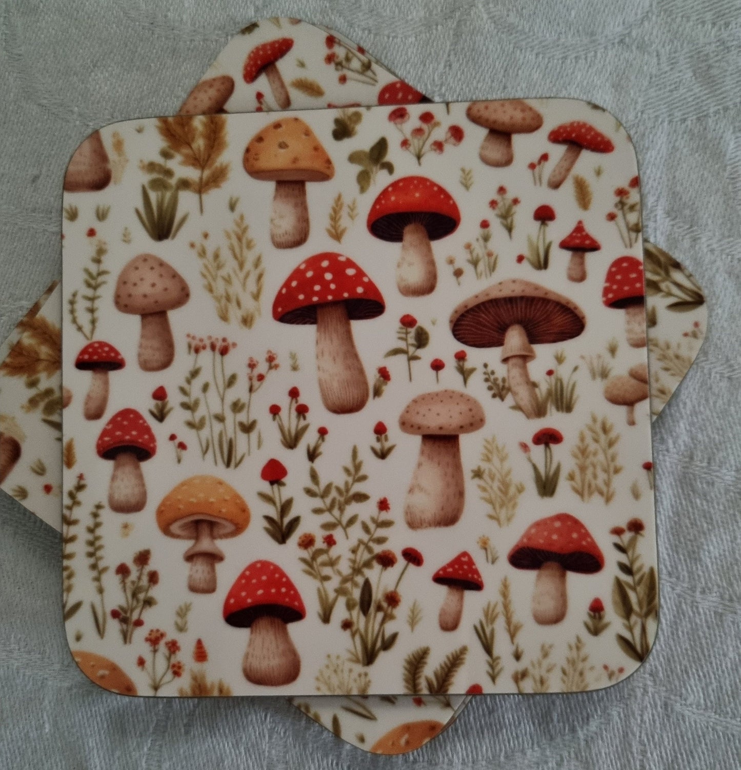 Set of 4 coasters Mushroom design