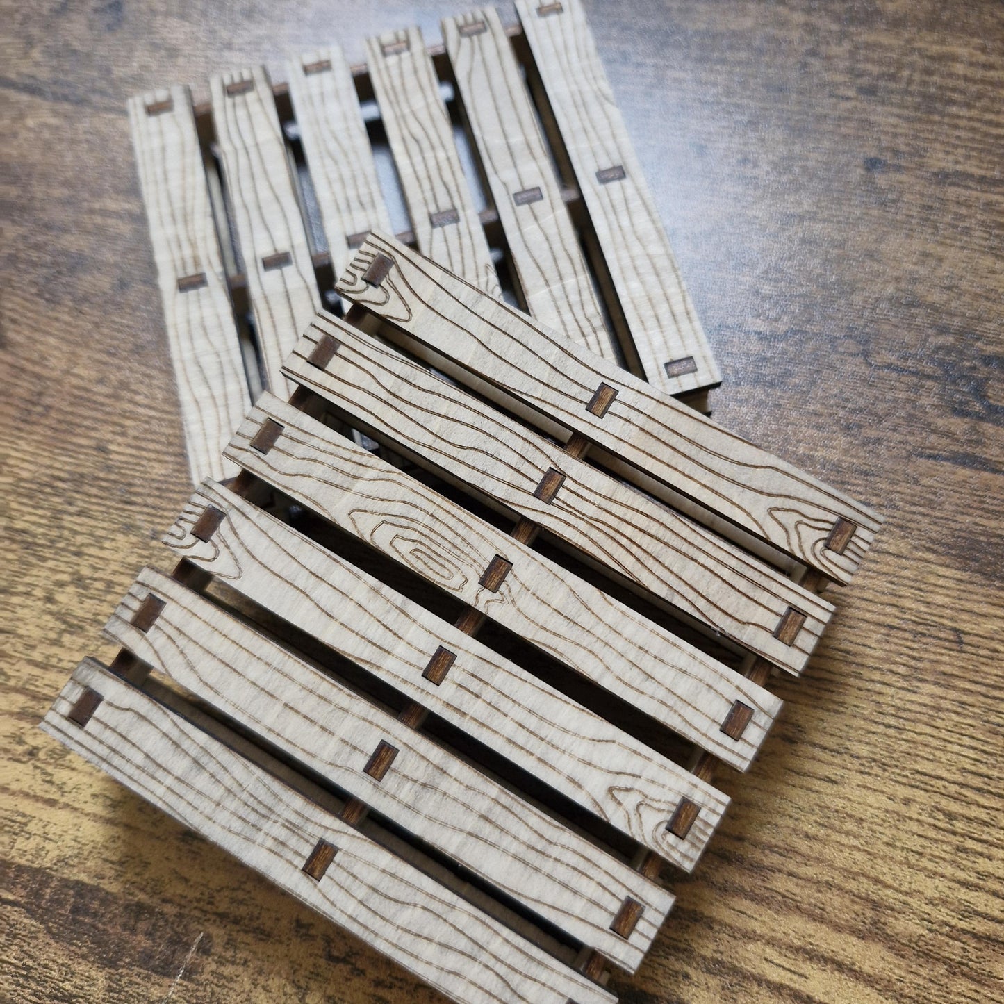 Wooden mini pallet coasters set of 4 in holder